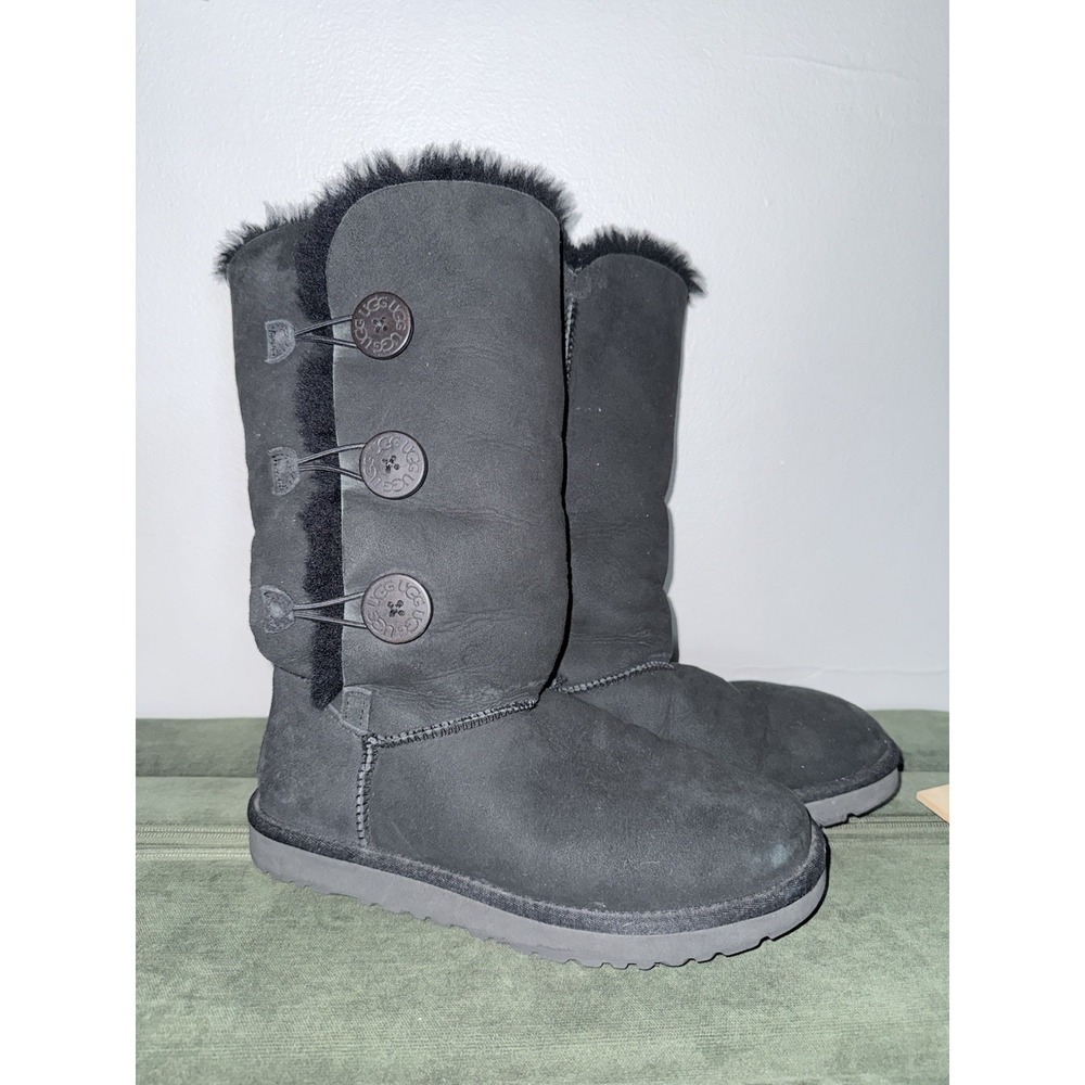 UGG Bailey Button Triplet Tall Fur Winter Snow Boots Black Suede Sherpa Size 8